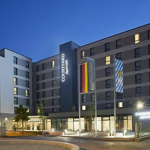 Courtyard By Marriott Oberpfaffenhofen Munich South 4*, Gilching Alemania