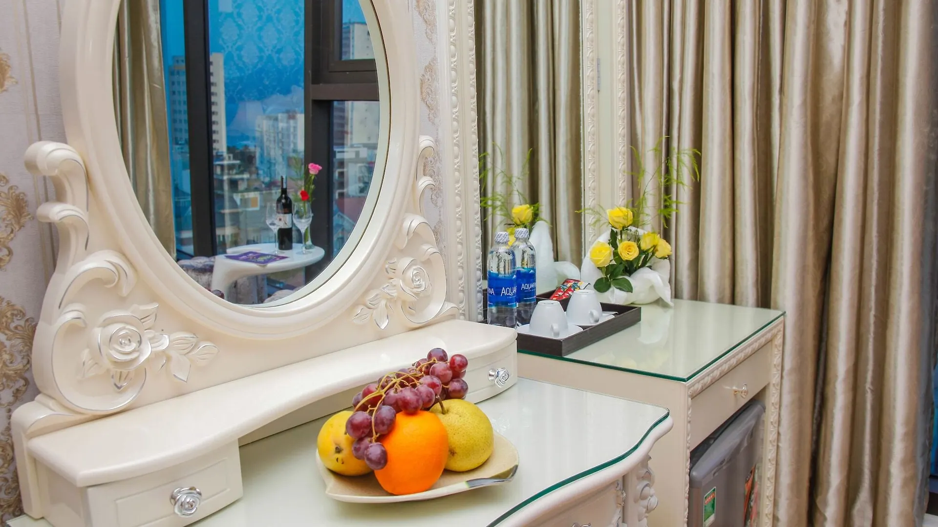 Golden Rose Hotel Da Nang 4*,